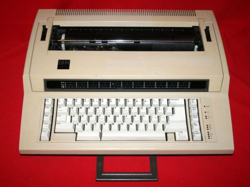 Refurbished ibm actionwriter 1 electric typewriter 6715-001 made in germany for sale