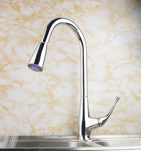 Chrome Finished Brass LED Kitchen Pull Out Spou Sink Faucet Tap