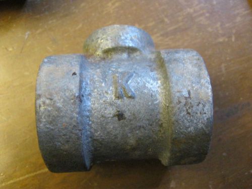 1&#034; x 1&#034; x 1/2&#034; tee galvanized pipe plumbing fitting for sale