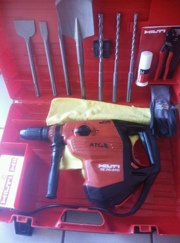 Hilti te 70-atc avr combi hammer,best condition,warranty may 2016-new generation for sale