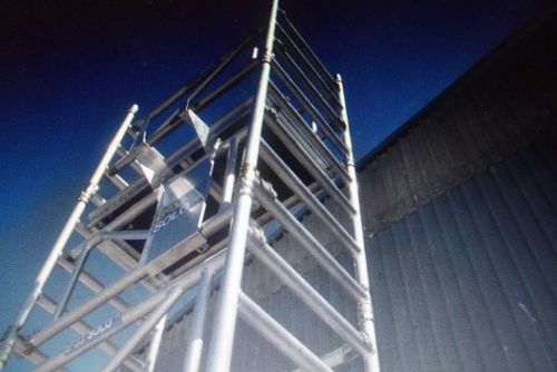 Boss youngman  solo 700 access  aluminium scaffold tower  brand  new for sale