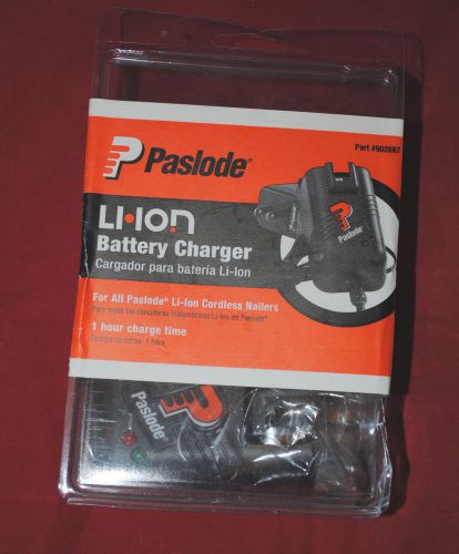 Paslode 902667 Lithium-Ion Charger -NEW in package
