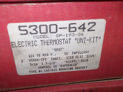 ROBERTSHAW 5300  5300-642 ELECTRIC  Thermostat SP-193-36 UNI-KIT NOS