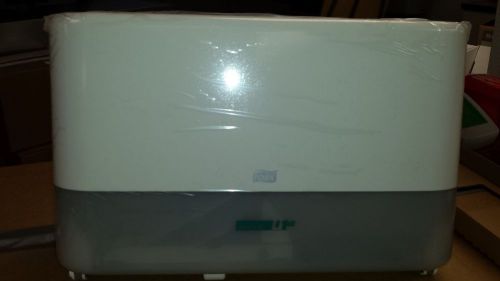 Tork T2 System: Bath Tissue Dispenser - Jumbo Roll Mini Twin (White)