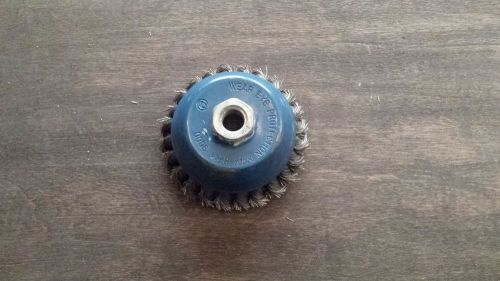 Lightly Used 4&#034; 9000 Max RPM H/D GRINDER Wire Wheel Cup