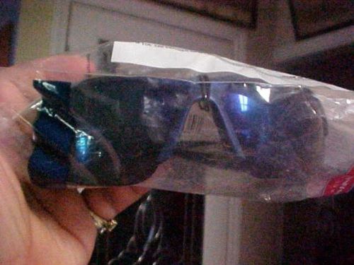 SMITH &amp; WESSON BLUE MIRROR LENS SAFETY GLASSES SUNGLASSES BLUE FRAME EQUALIZER