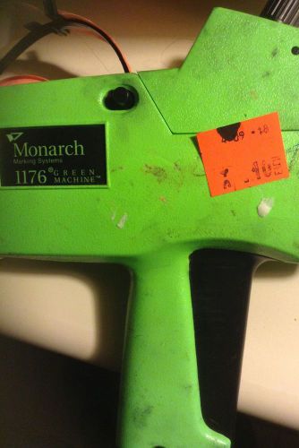 Monarch (2 lines) Pricing Gun 1176 Plus 2 FREE NEW ROLLS of stickers