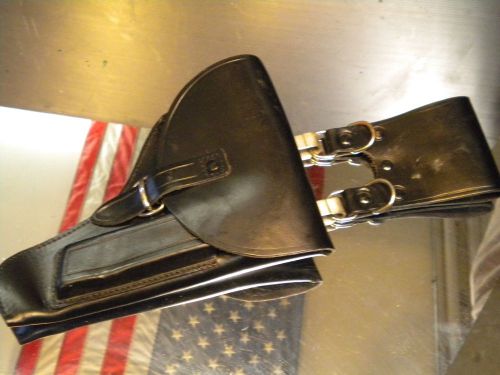 Italian police issue right hand black leather holster for beretta 9 mm semi auto for sale
