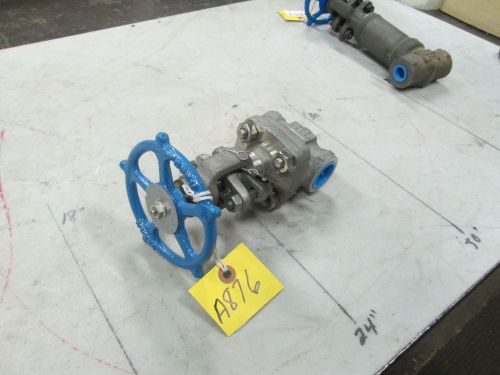 Velan s/s s/w globe valve 3/4&#034; fnpt stem 316 disc cf8m class 800 (new) for sale