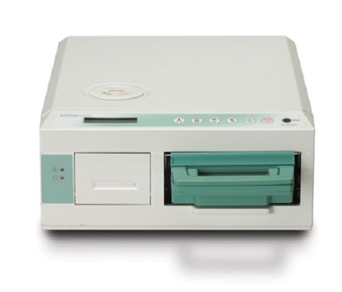 SciCan StatIM 5000 Cassette Autoclave - Less Than 20 Cycles of Use!