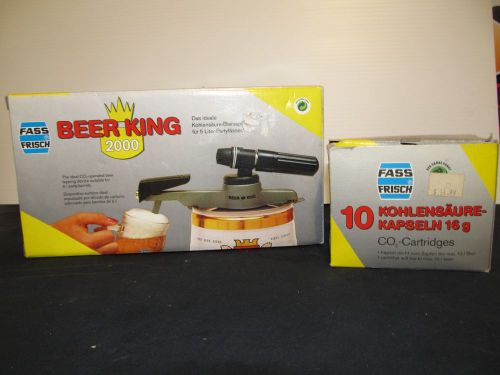 Fass Frisch Beer King 2000 W 10 CO2 Carts Tap System for 5 Liter Mini Keg Unused