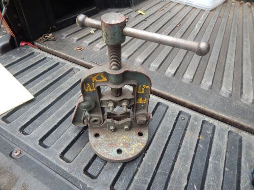 Pipe Vise 3/4&#034;-2-1/2&#034;   NO. 1H