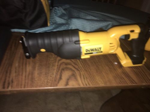 dewalt dcs380 Variable Speed Reciprocating Saw Brand New Out of Box