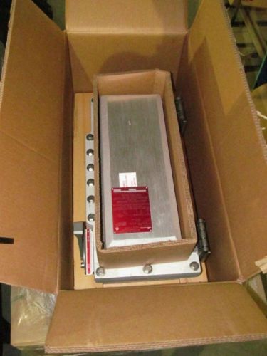 Cooper crouse-hinds explosion proof circuit breaker enclosure ebbrb104-wt100-3 for sale