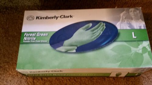 KIMBERLY-CLARK STERLING NITRILE MEDICAL EXAM GLOVES - Large Forest Gree - 100 CT