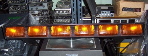 Federal Signal Corp. SignalMaster model SML6, SAE-W-91, 12V. Emergency Light Bar