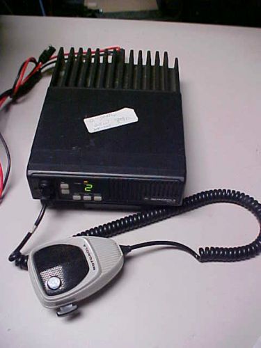 Motorola maxtrac mobile radio 2ch low band 42-50mhz 60w d51mja97a3ak w/mic #a808