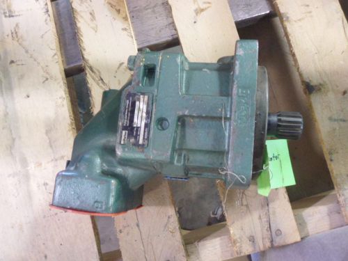 PARKER HYDRAULIC SCREW MOTOR #681230J TYPE:3799532 14 SPLINE SHAFT REPAIRED