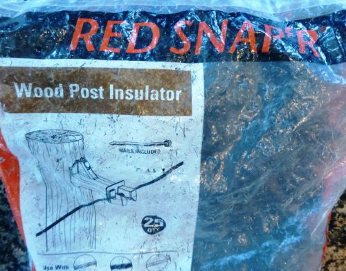 Bag of 25 wood post insulators nails included red snap&#039;r iwnb-rs for sale