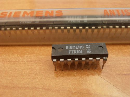 2 x FREESCALE SIEMENS FZK101 Integrated Circuit 16DIP /// NEW with BOX!!
