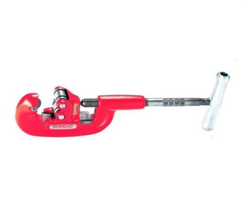 RIDGID Model 202 Wide-Roll Pipe Cutter Plumbing Heavy-Duty Cutting Power Tool