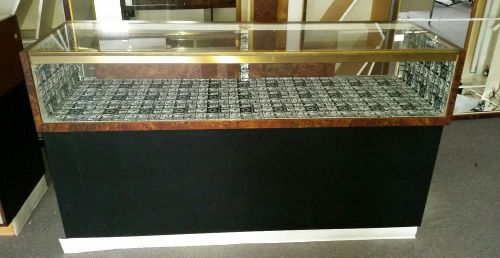 display case