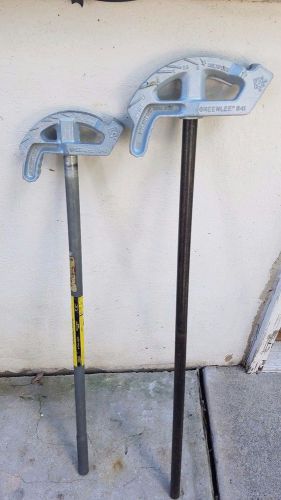 Lot of 2 greenlee #841 (3/4&#034;) &amp; #840 (1/2&#034;) conduit manual bender w/handle for sale