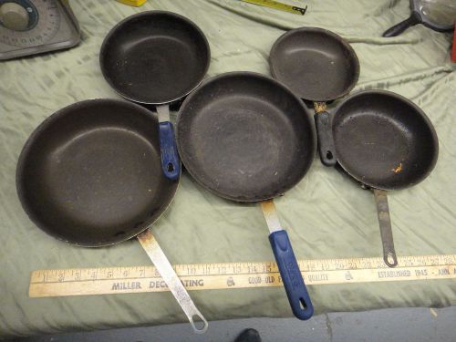 5 commercial used heavy duty fry pans, Winco, Arcadia,GFS etc