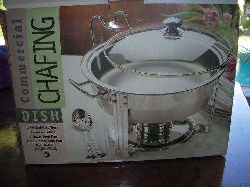 SEVILLE CLASSIC 4 QUART STAINLESS STEEL CHAFING DISH.