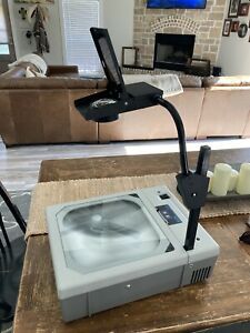 Overhead Projector- portable: Buhl Model 112