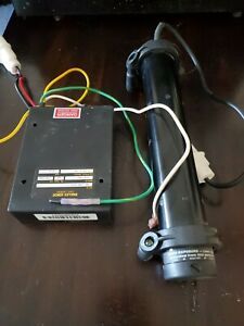 Melles Griot 05-LHR-911 Laser &amp; 05-LPM-379-1 Power Supply