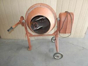 &lt;CR&gt; CEMENT MIXER MODEL 31979 -  CENTRAL MACHINERY 3-1/2 Cubic Ft.    (#3395)