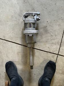 Central Pneumatic 1&#034; Pinless Impact Wrench