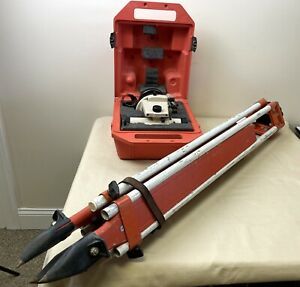David White LT8-300 Universal Optical Level Transit w/Tripod