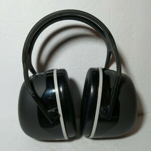 3M PELTOR X5A Over-the-Head Ear Muffs, Noise Protection, NRR 31 dB, Construction