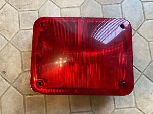 Whelen Model 97 Ambulance Emergency Light