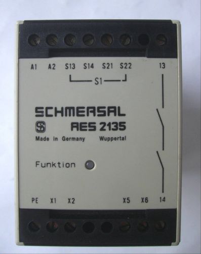 Schmersal AES 2135.1 Safety Relay 110VAC