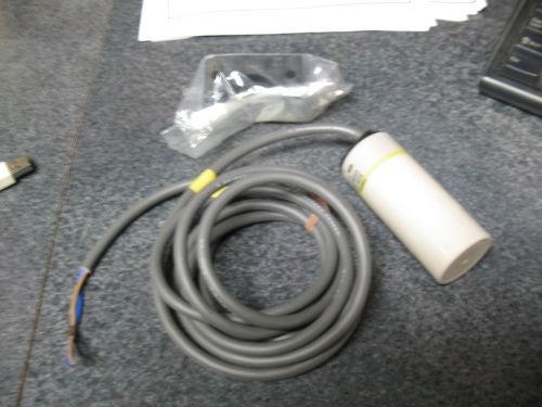 Omron e2k-c25my2 capacitive proximity switch 100v to 220v for sale