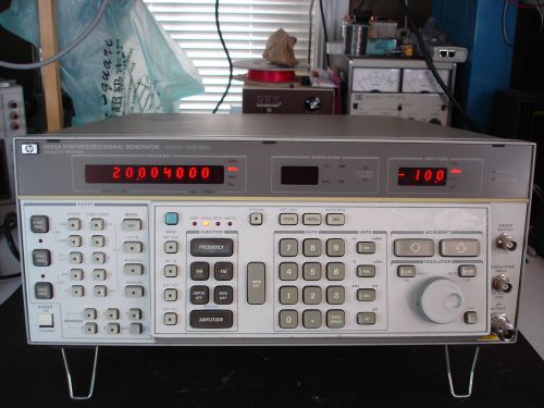 Hp 8662a synthesized signal generator perfect condition for sale