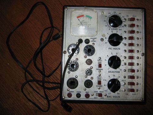 Realistic T-B-C TBC 22-20-32 Tube Tester + Assorted Tubes