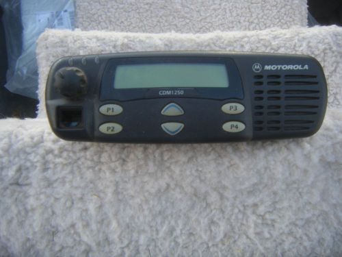 MOTOROLA CDM 1250 RADIO