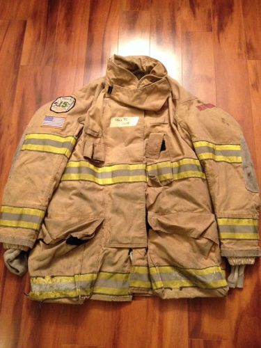 Firefighter Turnout / Bunker Gear Coat Globe G-Extreme 46C x 35-L 05 DCFD Patch