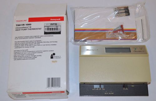 Honeywell - T8611R 1000 - Chronotherm III Heat Pump Thermostat