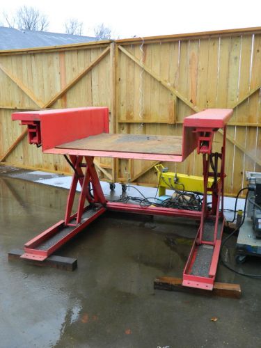 Hydraulic lift &amp; tilt table 42&#034; tall 50&#034; x 57&#034; platform southworth presto vestil for sale