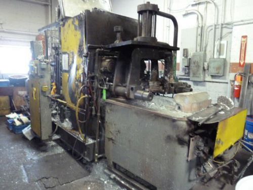 Castmaster b20z hot chamber die cast machine 400 ton for sale