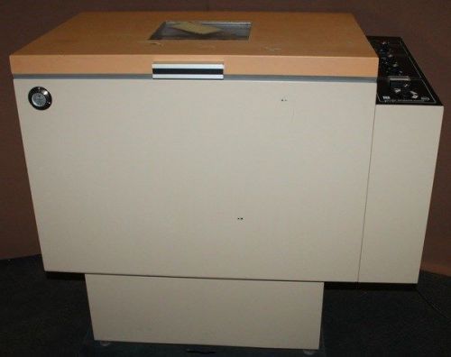 Lab-line incubator shaker 3526. free shipping! for sale