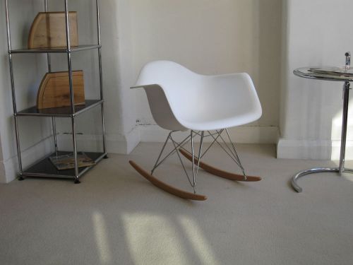 BID FOR - Repro Charles Eames RAR rocking chair matt white plastic Maple rockers