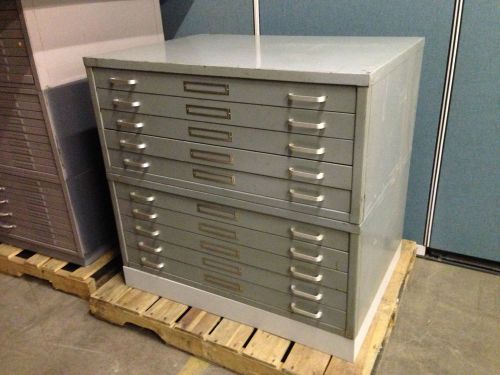 10 DRAWER FLAT/BLUE PRINT FILE CABINET in GRAY COLOR