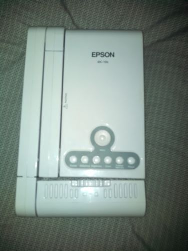 White epson elpdc10s document camera w/  auto-focus &amp; color picture (cables incl for sale