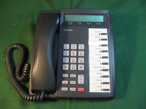 Lot of (5) Toshiba DKT3010C-SD Display Phones Charcoal w/ Handsets  #2472